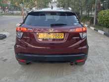 https://riyasewana.com/uploads/honda-vezel-51911564252.jpg