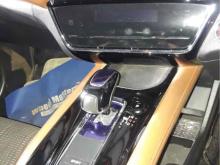 https://riyasewana.com/uploads/honda-vezel-519283224653.jpg