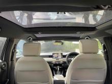 https://riyasewana.com/uploads/honda-vezel-520002024533.jpg