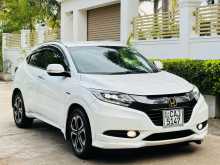 https://riyasewana.com/uploads/honda-vezel-5835414382.jpg