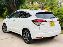 https://riyasewana.com/uploads/honda-vezel-5836326446.jpg
