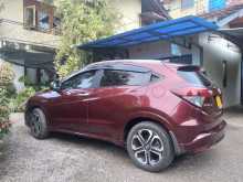 https://riyasewana.com/uploads/honda-vezel-61019394233.jpg
