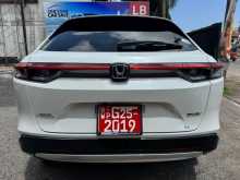 https://riyasewana.com/uploads/honda-vezel-611215026.jpg