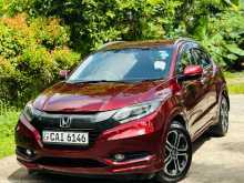 https://riyasewana.com/uploads/honda-vezel-61509124352.jpg