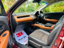 https://riyasewana.com/uploads/honda-vezel-61509416636.jpg