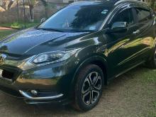 https://riyasewana.com/uploads/honda-vezel-616554817202.jpg