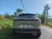 https://riyasewana.com/uploads/honda-vezel-617145517336.jpg