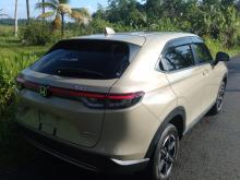 https://riyasewana.com/uploads/honda-vezel-617351017864.jpg