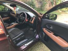 https://riyasewana.com/uploads/honda-vezel-68151317645.jpg