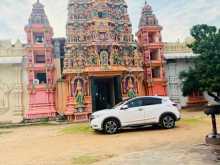 https://riyasewana.com/uploads/honda-vezel-6819364293.jpg