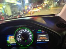 https://riyasewana.com/uploads/honda-vezel-6819556445.jpg