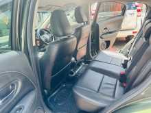 https://riyasewana.com/uploads/honda-vezel-7111020114.jpg