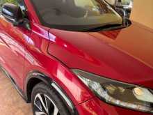 https://riyasewana.com/uploads/honda-vezel-71135174413.jpg