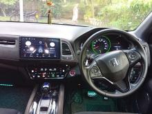 https://riyasewana.com/uploads/honda-vezel-71207146364.jpg