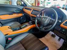 https://riyasewana.com/uploads/honda-vezel-7150240612.jpg
