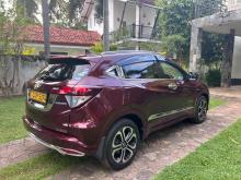 https://riyasewana.com/uploads/honda-vezel-720522310045.jpg