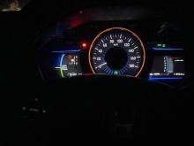 https://riyasewana.com/uploads/honda-vezel-721151324235.jpg