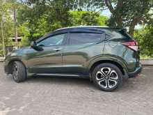https://riyasewana.com/uploads/honda-vezel-81225424753.jpg