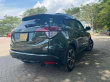 https://riyasewana.com/uploads/honda-vezel-81225424912.jpg