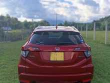 https://riyasewana.com/uploads/honda-vezel-817123922343.jpg