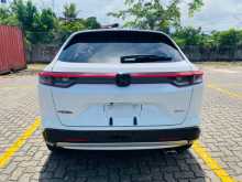 https://riyasewana.com/uploads/honda-vezel-9100439643.jpg