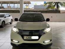 https://riyasewana.com/uploads/honda-vezel-9161159616.jpg