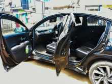 https://riyasewana.com/uploads/honda-vezel-992726985.jpg