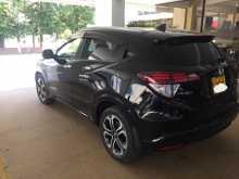 https://riyasewana.com/uploads/honda-vezel-black-24120703752.jpg