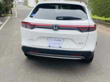 https://riyasewana.com/uploads/honda-vezel-e-189325022873.jpg