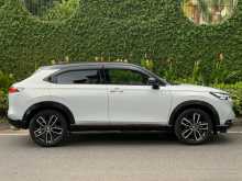 https://riyasewana.com/uploads/honda-vezel-ehev-15143045403.jpg