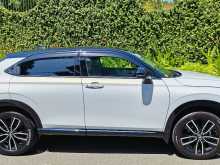 https://riyasewana.com/uploads/honda-vezel-ehev-221131311003.jpg