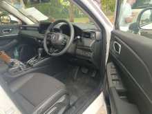 https://riyasewana.com/uploads/honda-vezel-ehev-242303054362.jpg