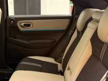 https://riyasewana.com/uploads/honda-vezel-ehev-27122928406.jpg