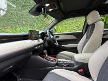 https://riyasewana.com/uploads/honda-vezel-ehev-27125048635.jpg
