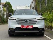https://riyasewana.com/uploads/honda-vezel-ehev-27125048712.jpg