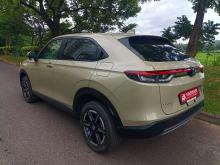 https://riyasewana.com/uploads/honda-vezel-ehev-281136096815.jpg