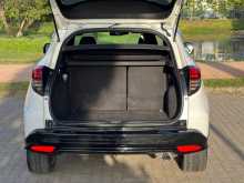 https://riyasewana.com/uploads/honda-vezel-electric-15121425546.jpg