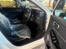 https://riyasewana.com/uploads/honda-vezel-hev-1213590225.jpg