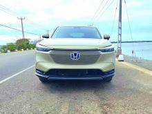 https://riyasewana.com/uploads/honda-vezel-hev-1918365617406.jpg