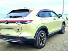 https://riyasewana.com/uploads/honda-vezel-hev-2023-1916292712024.jpg