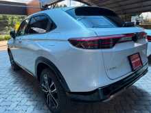 https://riyasewana.com/uploads/honda-vezel-hev-4115825504.jpg