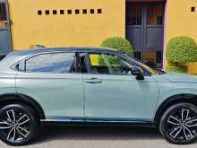 https://riyasewana.com/uploads/honda-vezel-hybrid-12164524252.jpg