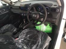 https://riyasewana.com/uploads/honda-vezel-hybrid-265280210863.jpg