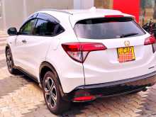 https://riyasewana.com/uploads/honda-vezel-ivory-2015-307530412243.jpg