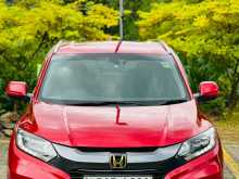 https://riyasewana.com/uploads/honda-vezel-ivory-2016-211592412382.jpg
