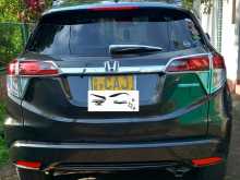https://riyasewana.com/uploads/honda-vezel-limited-2015-258321312332.jpg