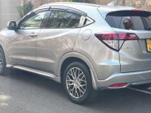 https://riyasewana.com/uploads/honda-vezel-mugen-1213161617976.jpg