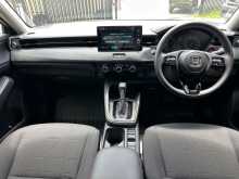 https://riyasewana.com/uploads/honda-vezel-new-2023-518070712184.jpg