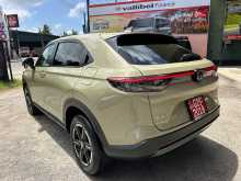 https://riyasewana.com/uploads/honda-vezel-new-2023-518070712753.jpg