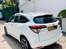 https://riyasewana.com/uploads/honda-vezel-orange-111501522343.jpg